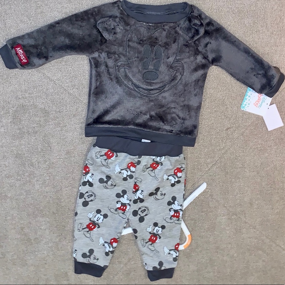 12mo Disney Baby Super Cute Plush Top w/Pants NWT